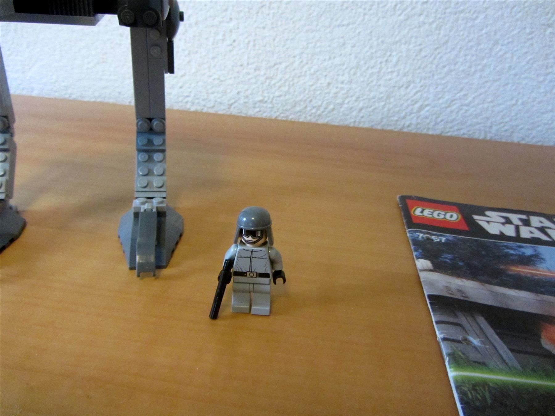 Lego Kit di costruzioni: LEGO Star Wars 7657 " AT-ST " – Usato da Kreuzlingen venduto da Han-Solo-68 2