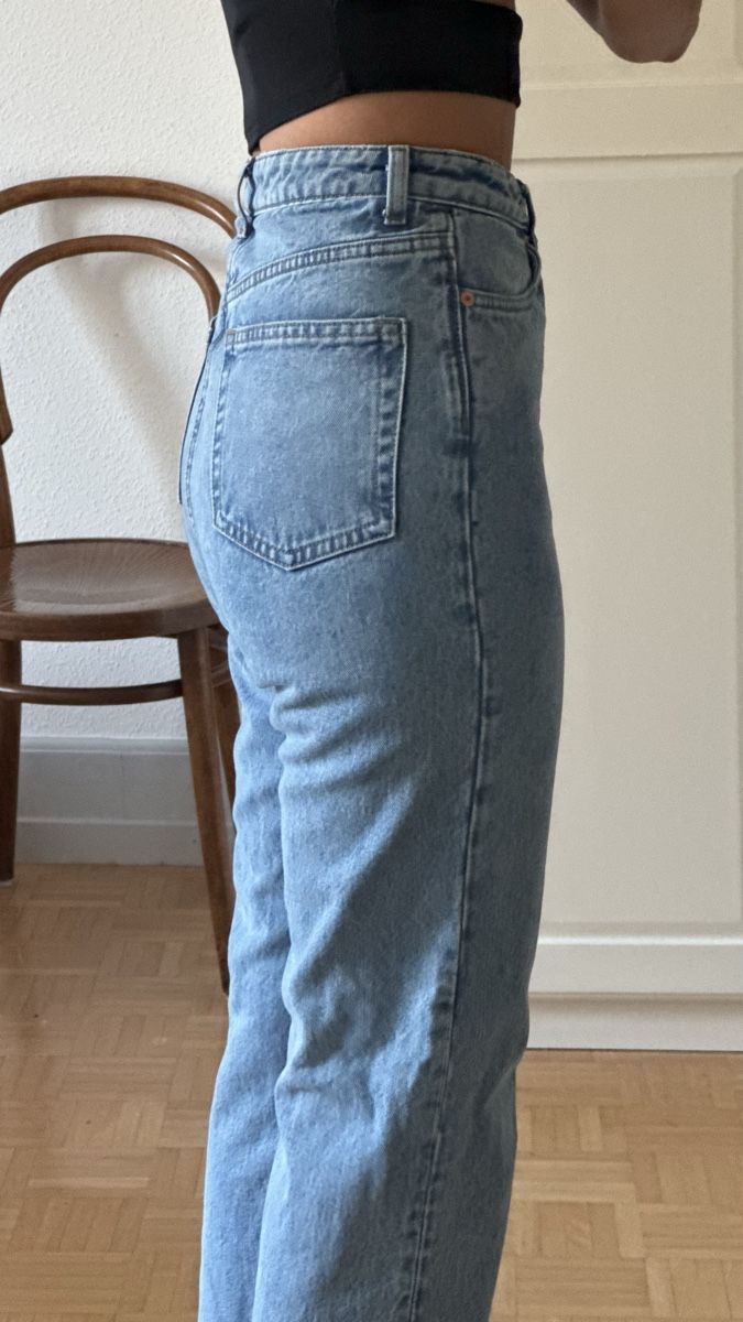 Weekday Jeans: Weekday Rowe Extra High Straight Jeans Gr. 25/30 – Nuovo e nell'imballaggio originale da Zürich venduto da Aya03 3