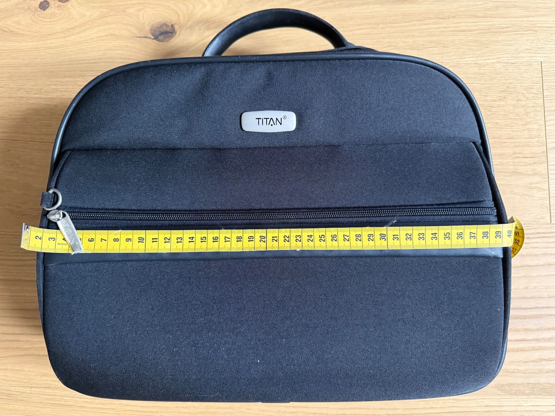 Valigie: Titan Kosmetikkoffer, Reisetasche, Schwarz – Usato da Hindelbank venduto da m-see 1