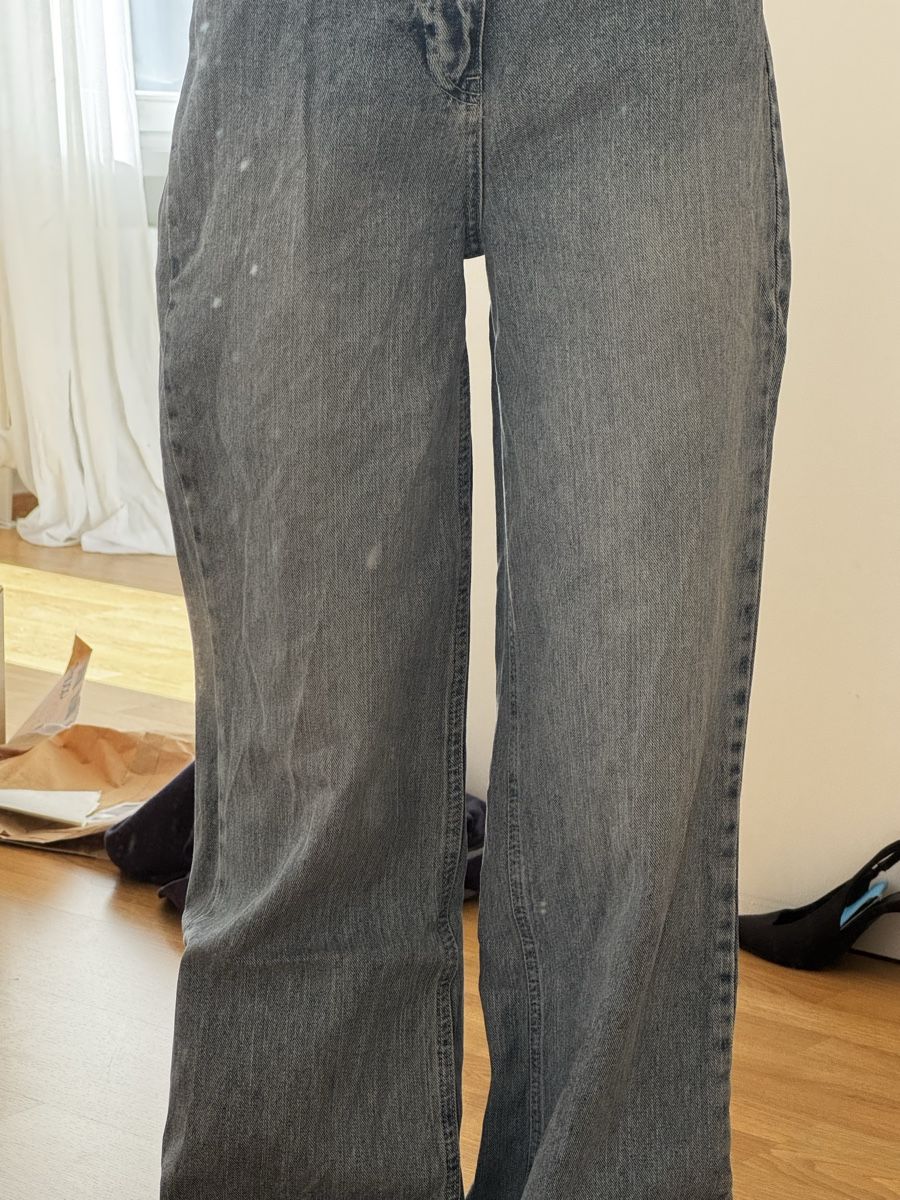 Stradivarius Jeans: Jeans larghi, Taglia 34 – Usato da Oberglatt ZH venduto da Alicia. 2
