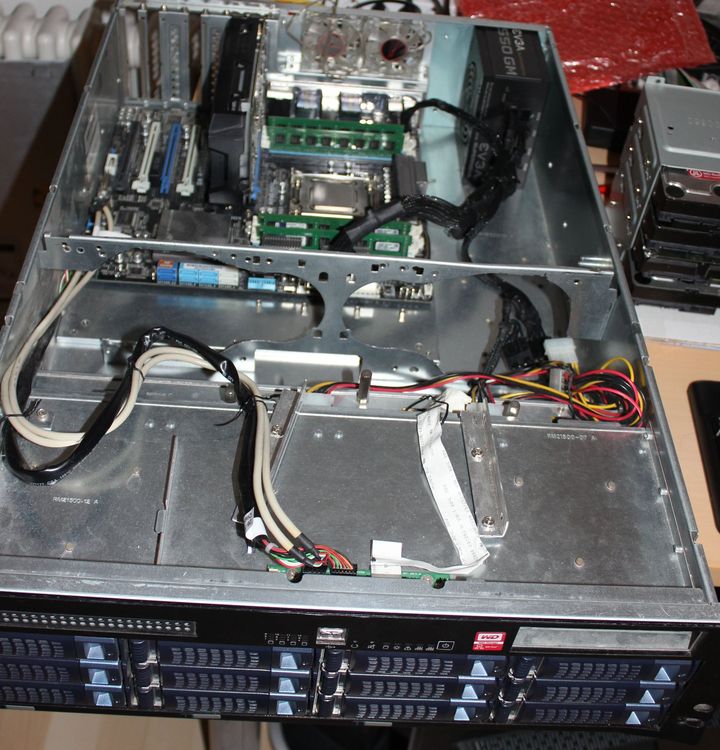 Chenbro RM31202 (Rack-Gehäuse mit 12x HDD Hotswap) | Kaufen auf Ricardo