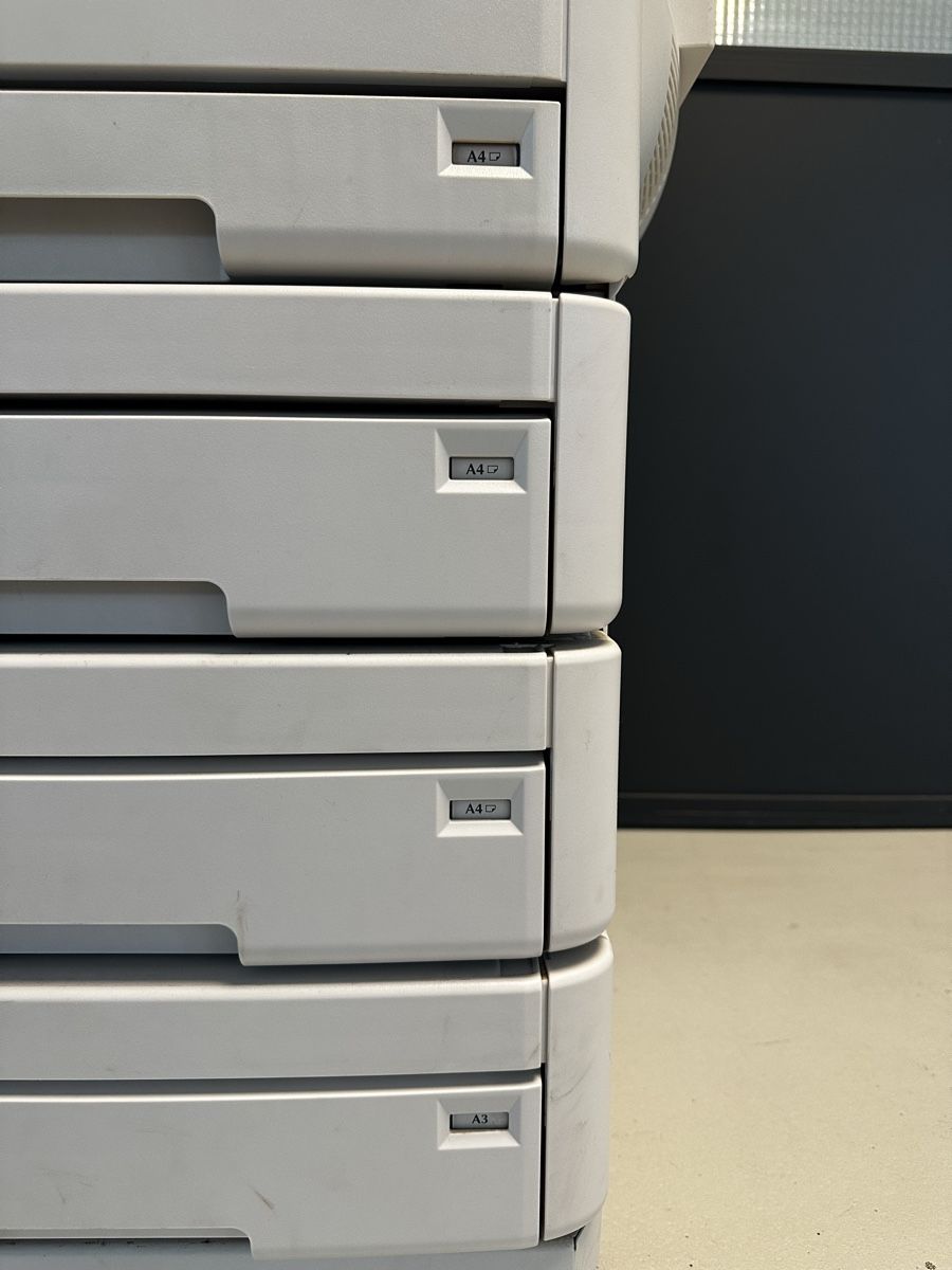 Oki Stampanti: OKI Drucker/ MFP Jhg. 2018 – Usato da Allschwil venduto da Corbusier 3