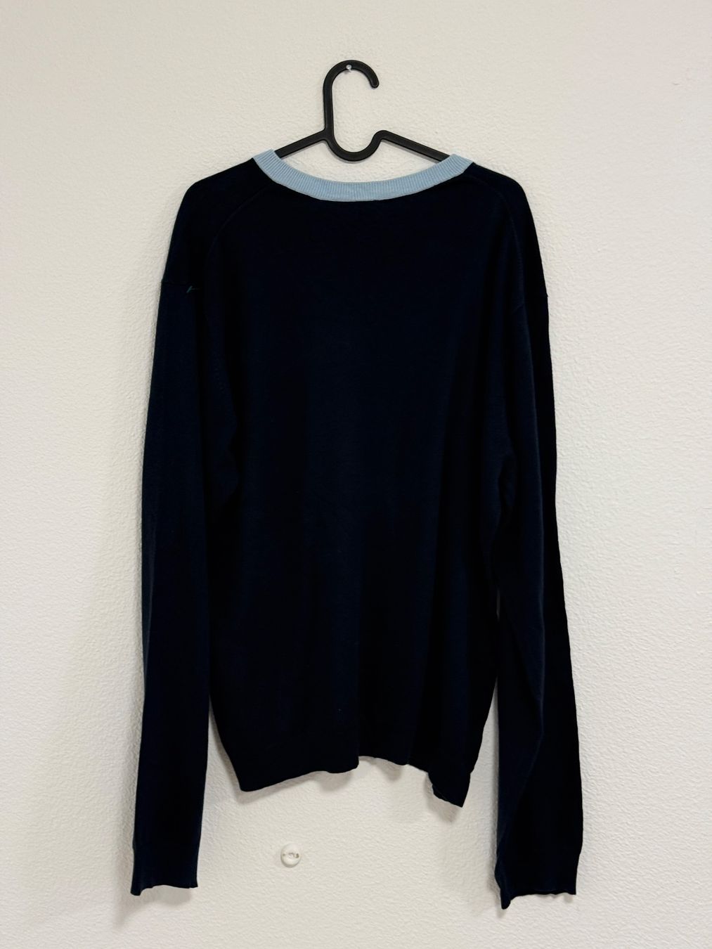 Gap Pullover & Sweatshirts: Vintage Pull XL Bleu col V GAP (322) – Gebraucht aus Yvonand von Mode2ndLife 1