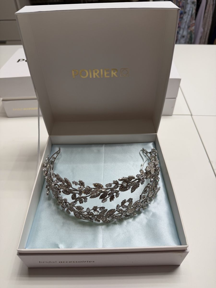 Haarschmuck: Diadem – Neu (gemäss Beschreibung) aus Altendorf von Carcoura
