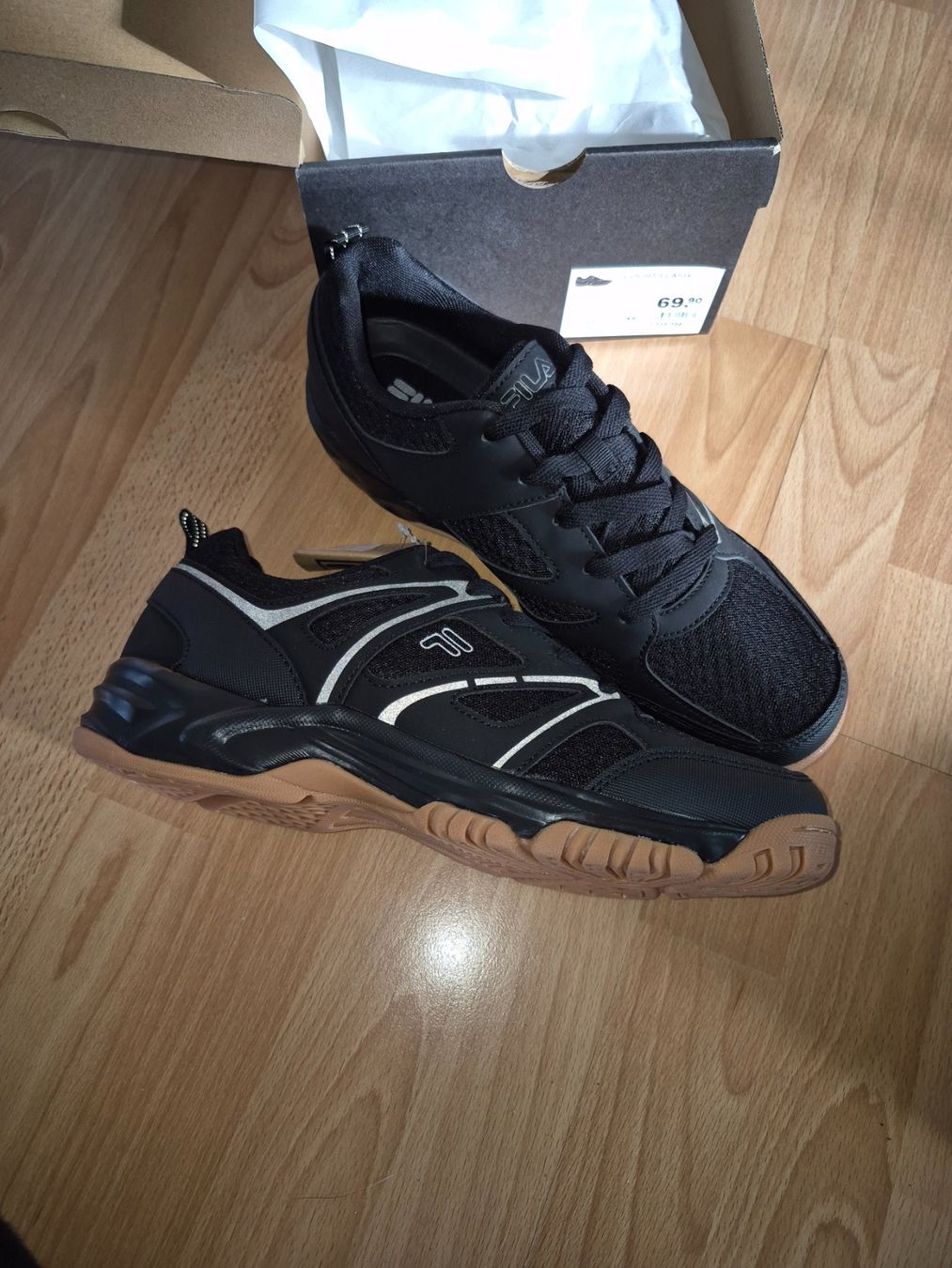 Fila Scarpe da uomo: Hallenschuhe Herren Gr.45 NEU – Nuovo e nell'imballaggio originale da Samstagern venduto da 79mace21