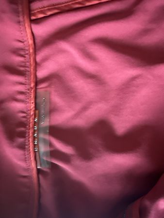 Prada Jupe, Italien Grösse 44, CH G40, Leder Details rot
