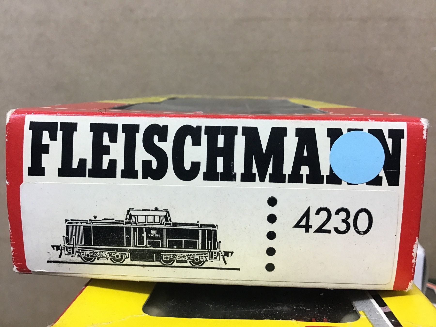 Fleischmann Modellini di ferrovie: FLEISCHMANN H0 Diesellok BR 212 181-2 DB – Usato da Männedorf venduto da Modelle-aller-Art 4