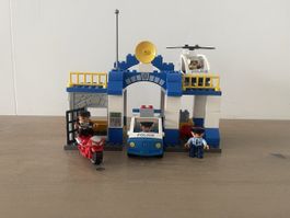 Polizei-Station mit Helikopter, Auto und Motorrad! Top!