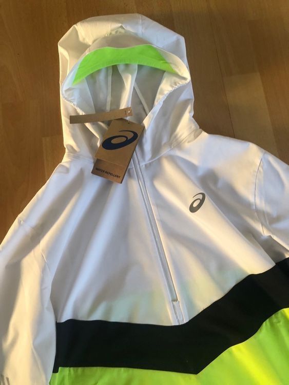 Asics Giacche: Asics Lite Show Jacket Gr S fabrikneu – Nuovo e nell'imballaggio originale da Zürich venduto da Herbion1 3