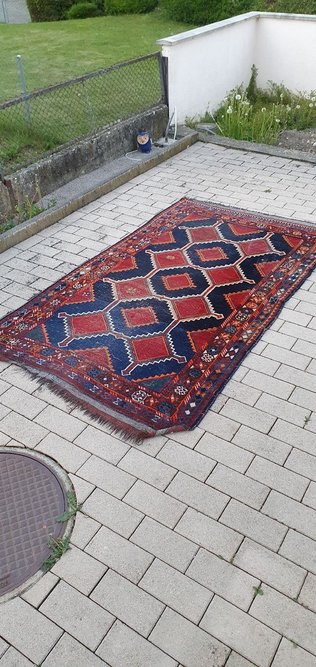 Tappeti: Handgeknüpfter Nomadenteppich – Usato da Utzenstorf venduto da Filetto 3