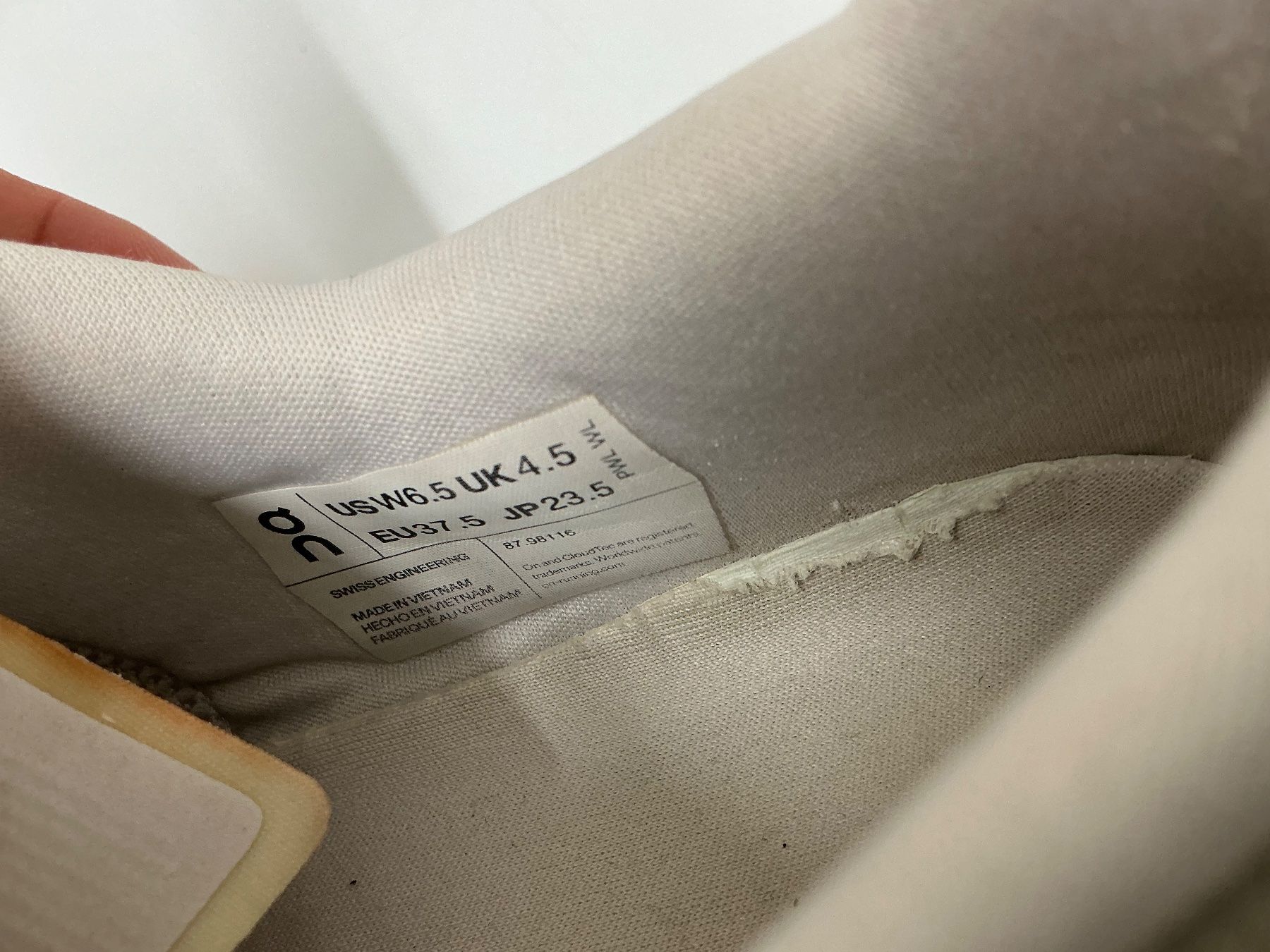On Scarpe da donna: On Damen-Laufschuhe Cloudrift, Gr.37.5 – Usato da Siebnen venduto da mac_8tmv 5