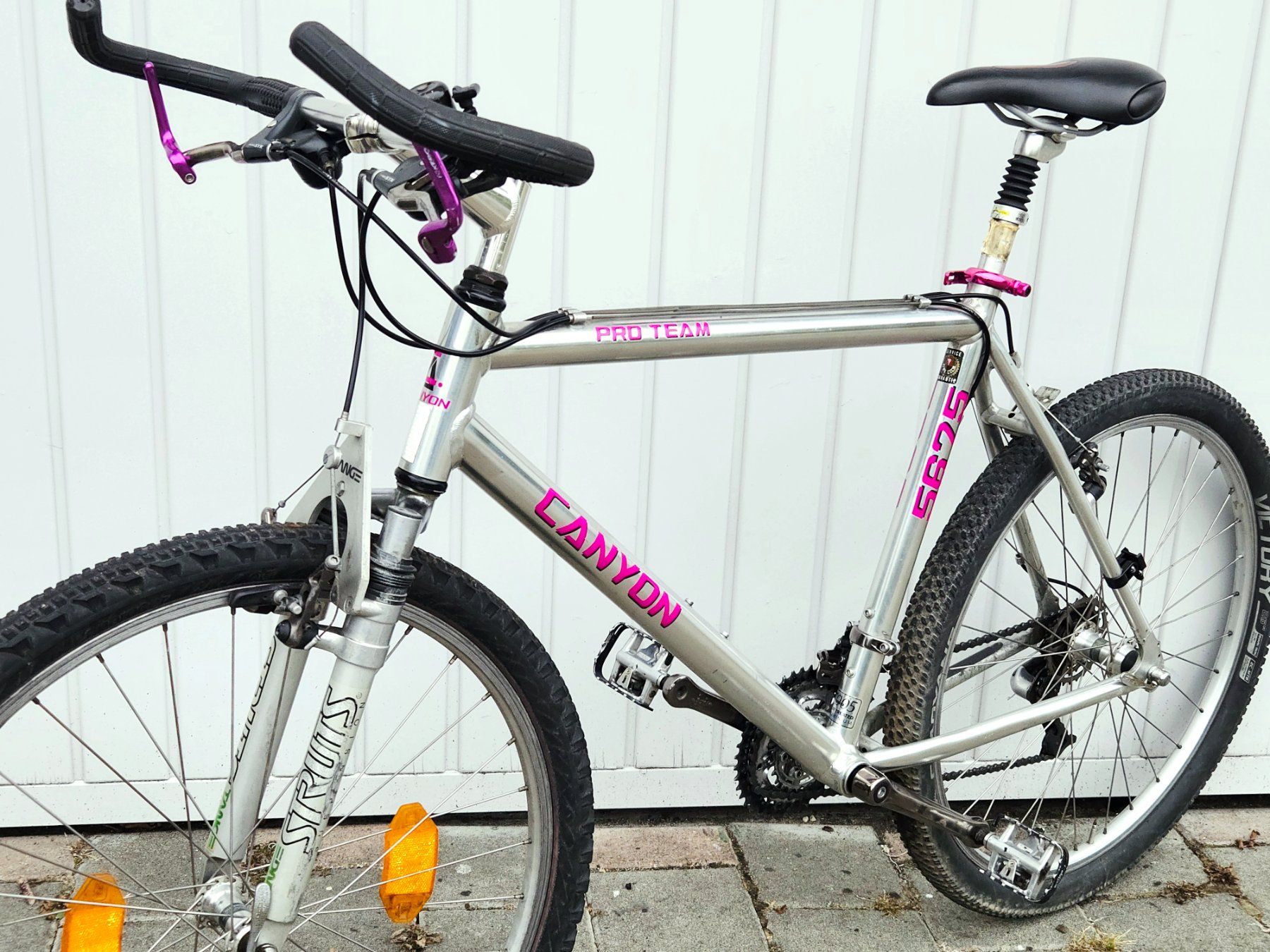 Canyon Biciclette: Canyon Pro Team 5675 Retro MTB – Usato da Ammerswil AG venduto da Undenheim 7