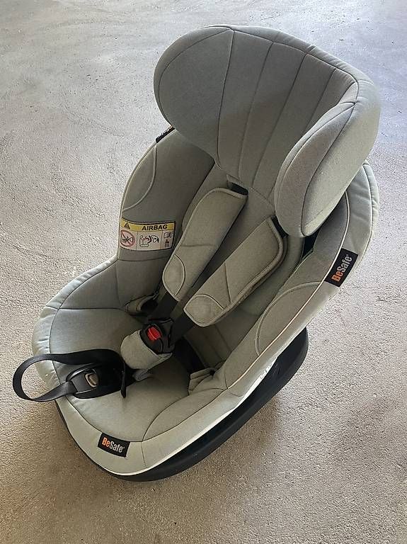 Seggiolini per auto: Siège enfant / base isofix – Usato da Font venduto da lau_gnh7 2