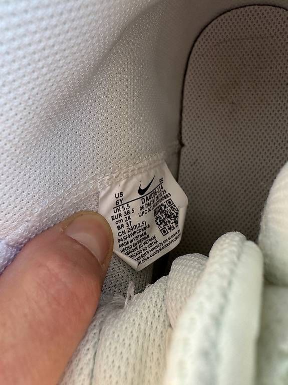 Nike Scarpe da uomo: Nike Blazer Sneaker 38.5 weiss türkis – Usato da Zürich venduto da hamtaro26 4
