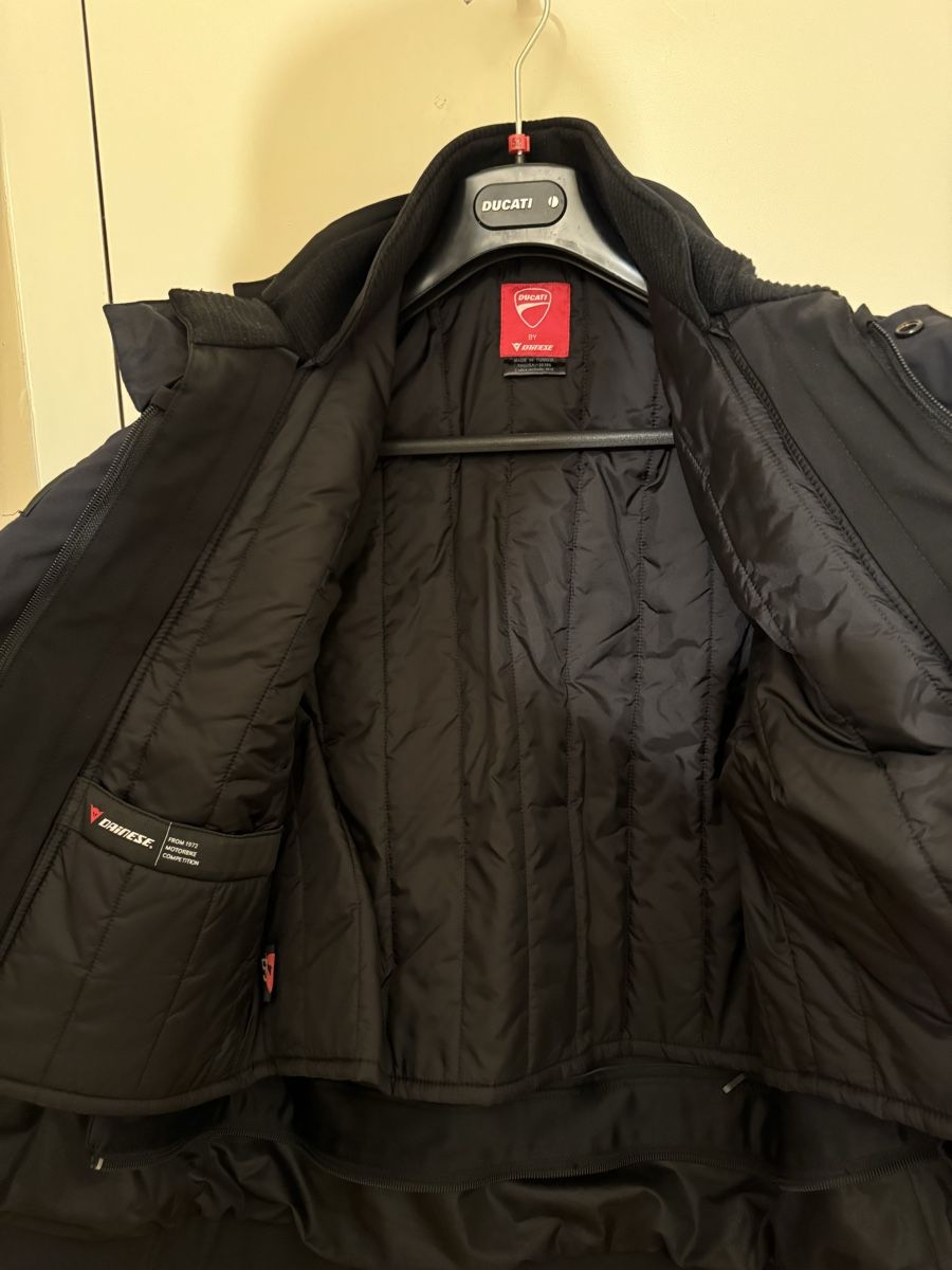Giacche: Vendo giacca moto Ducati Corse – Nuovo (secondo la descrizione) da Davesco-Soragno venduto da lar_n5p8 1