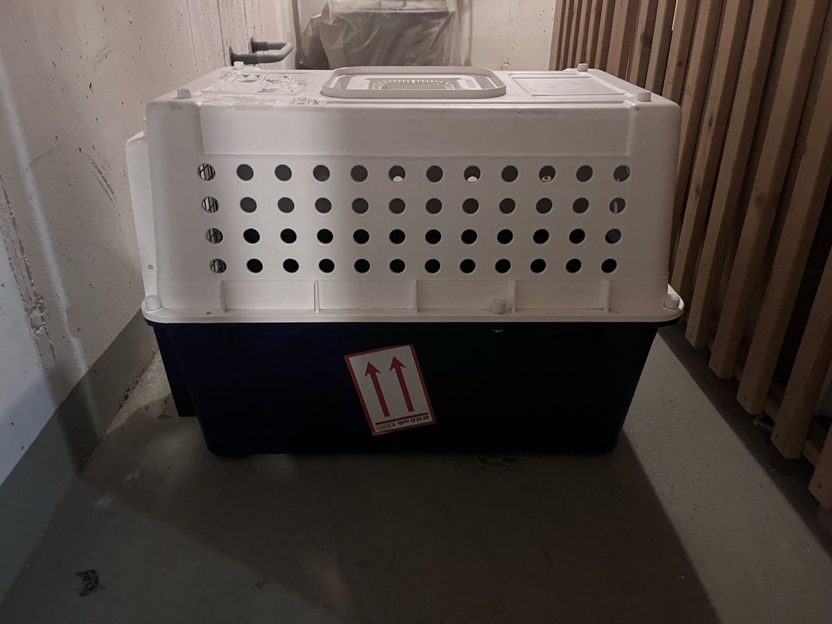 Gabbie, trasporto & Sicurezza: Dog/cat crate – Usato da Rorbas venduto da tre_k6bh 1