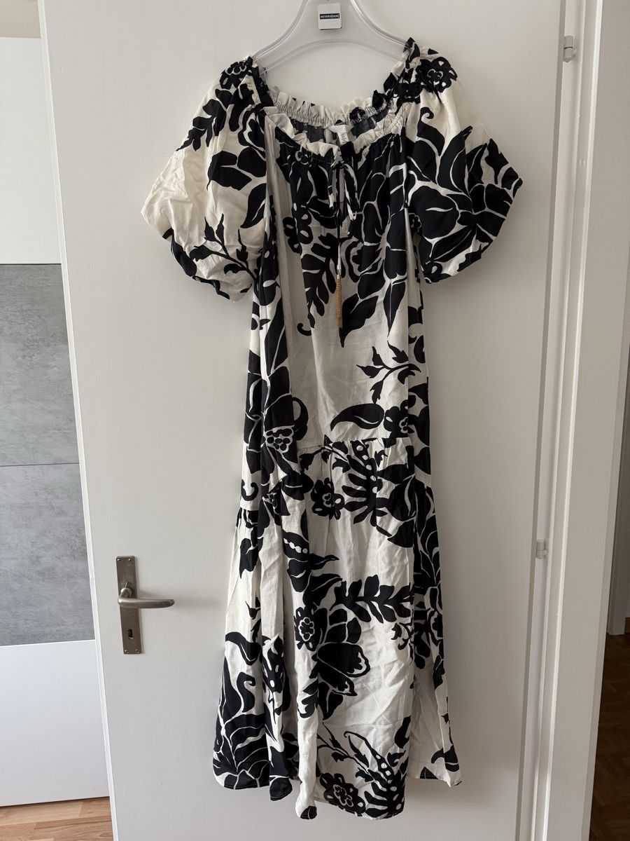 Vestiti: Kleid – Usato da visp venduto da Kmemo1