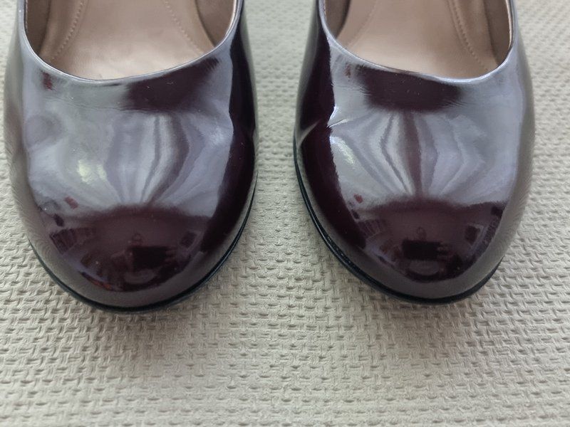 Gabor Scarpe da donna: GABOR Lackleder Pumps dunkelbraun, Gr 6 – Usato da Basel venduto da Mamaree 1