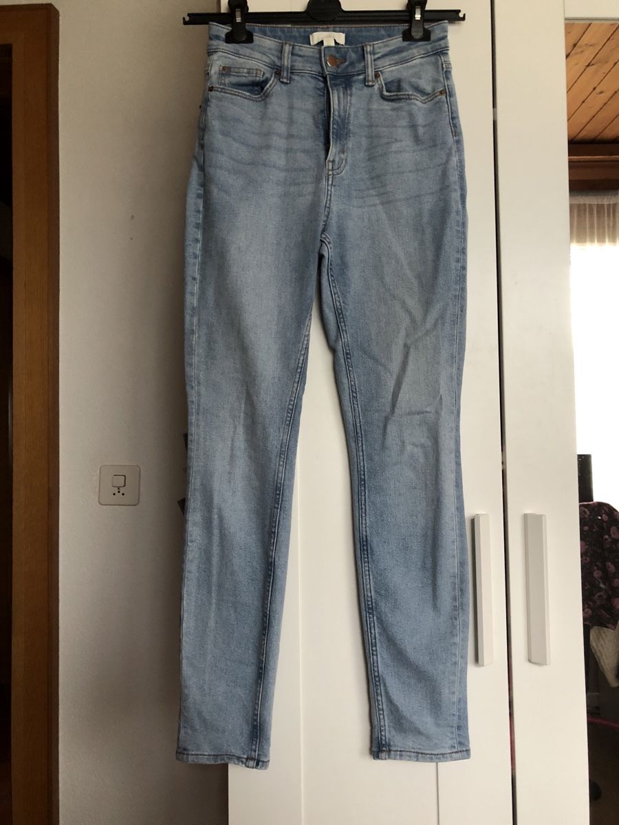 Jeans: Jeans von H&M Gr. 36 – Gebraucht aus Balsthal von Katzenfan99