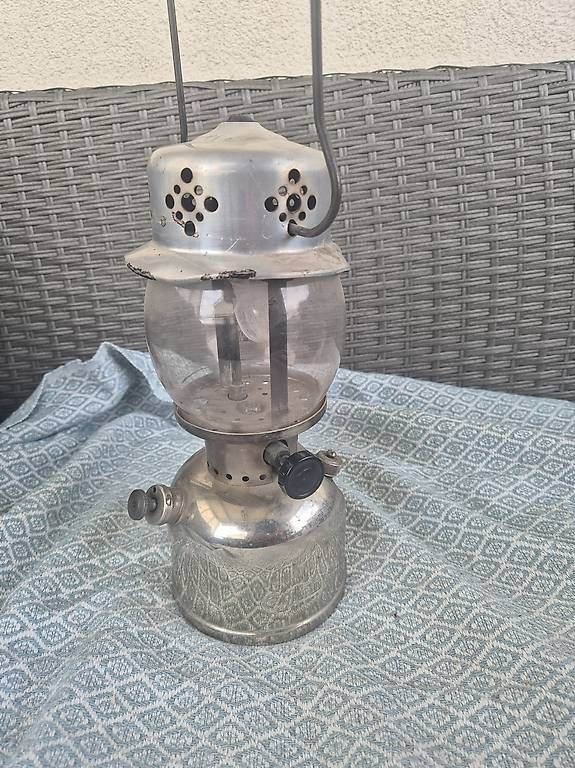 Coleman Lampen: BENZINVERGASER - LAMPE  COLEMAN 243B – Gebraucht aus Biel/Bienne von CS013 3