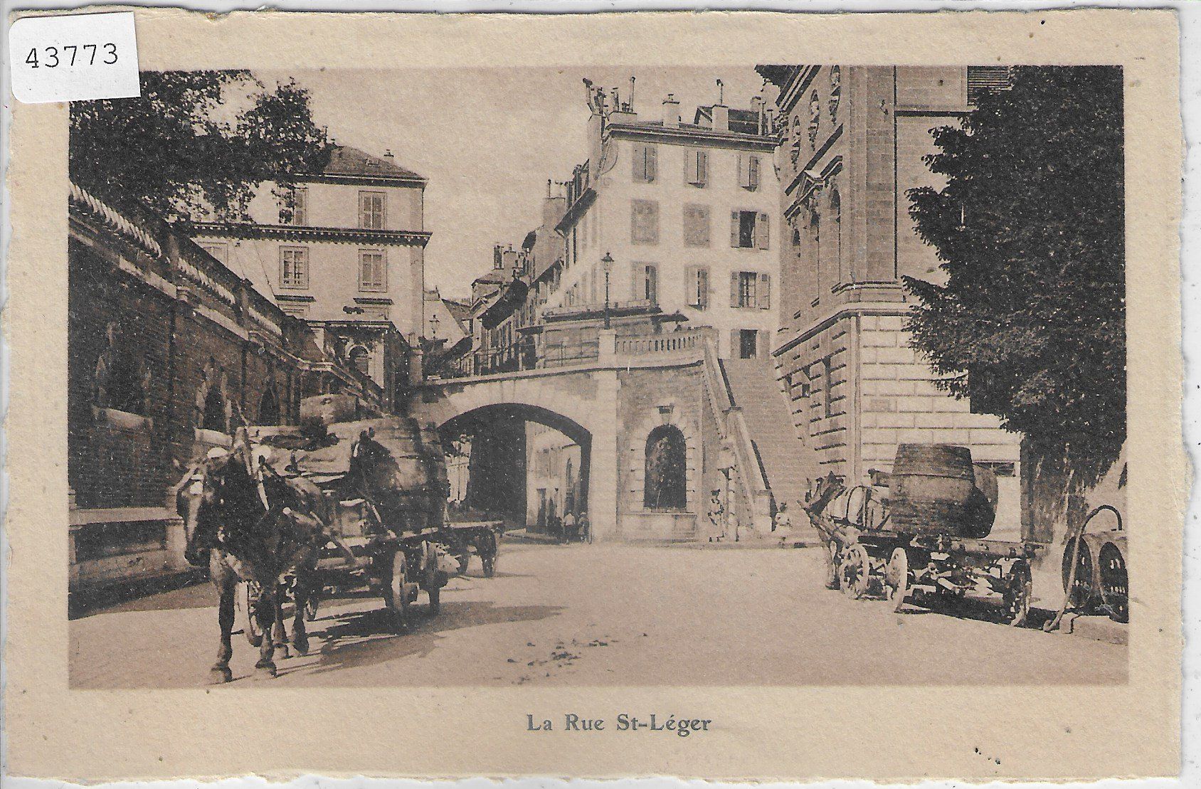 Cartoline postali: Geneve - La Rue St-Leger – Usato da Ettingen venduto da Kartenplanet