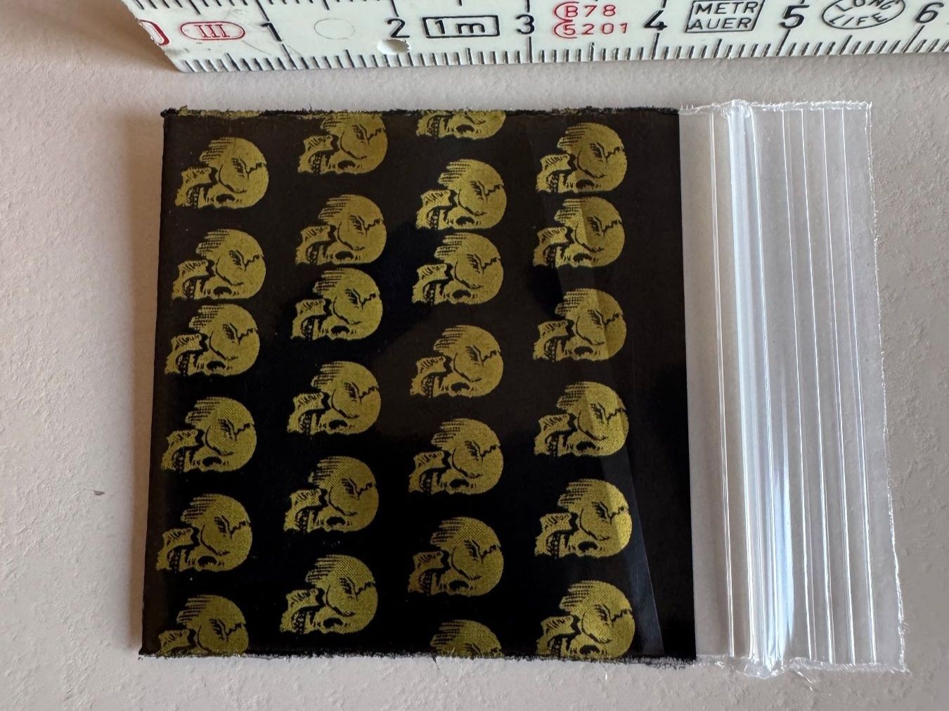 Contenitori & Simili: Skull-Design Zipper Beutel, Neu! – Nuovo (secondo la descrizione) da Oberrohrdorf venduto da chilibiggi 1