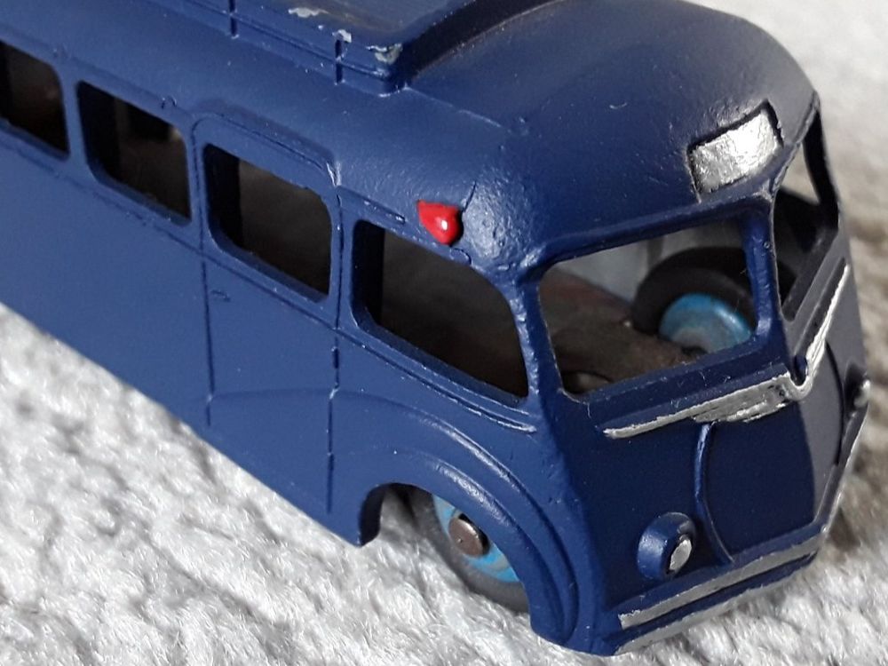 Dinky Toys Atlas Autocar Isobloc 1/72 – Colore Bicolore Rosso/grigio Argentato (Ref 29E) - Foto 2