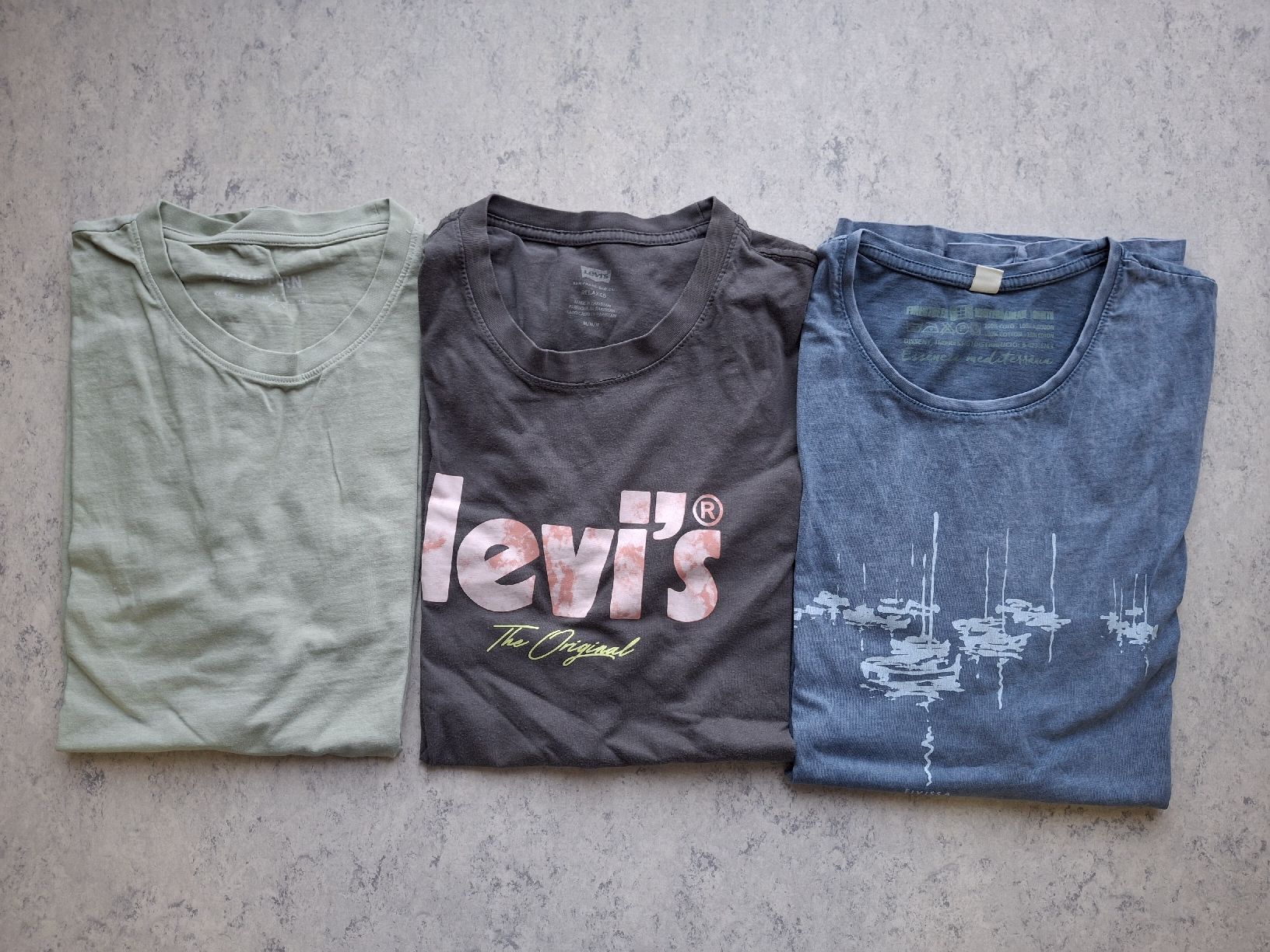 Levi's T-Shirts: 3er Set Sommer T-Shirts in L – Gebraucht aus Oberdorf SO von Solotech
