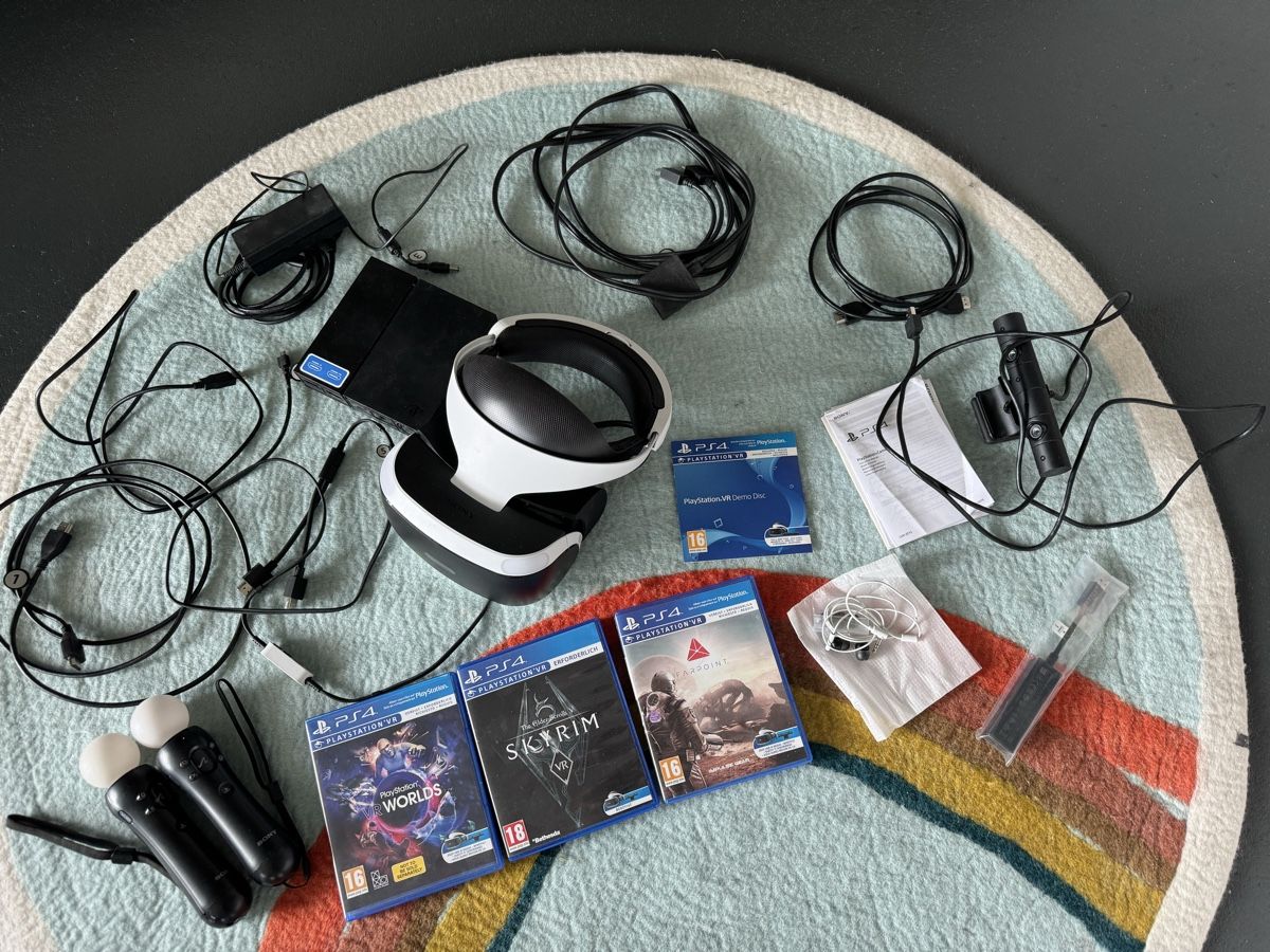 Sony Sonstiges Zubehör: Sony PS VR 1 – Gebraucht aus Tentlingen von  1