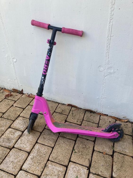 Aero c1 deals scooter pink