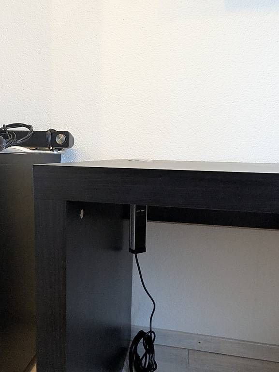 Scrivanie: Bureau IKEA – Usato da Saignelégier venduto da Sebbrandt1 1