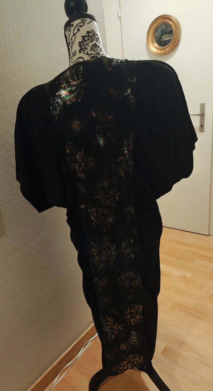 Kleider: " Antonio Alfieri "KLeid – Gebraucht aus Schaffhausen von sim_j822 2