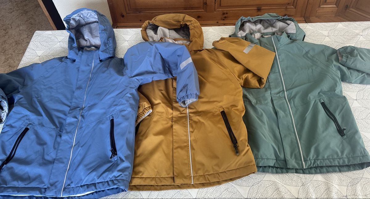 Lotti di vestiti: Herbst-/Winterjacke 140 – Usato da Steinach venduto da Favo1980