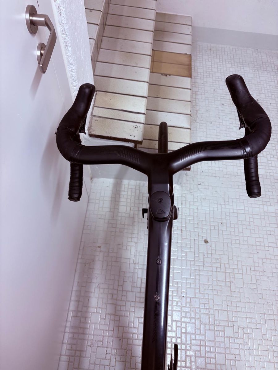 Canyon Velos: Canyon endurace CF 8 Di2 black medium 56cm – Gebraucht aus Zürich von gva_r9gs 5
