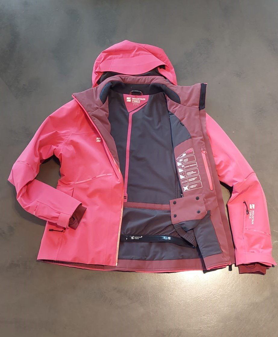 Completi & Tailleur: Skianzug von der Marke Mountain Force – Usato da Buttisholz venduto da Yreg 1