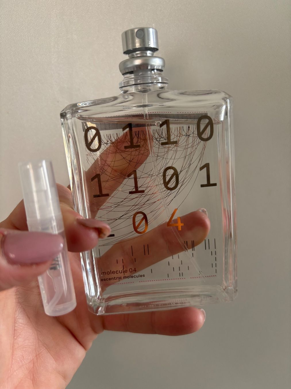 Parfum & Eau de Toilette: Molecule 04 Escentric Molecules EDT 2ML Abfüllung – Gebraucht aus Zürich von deruja