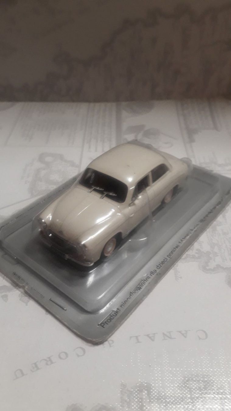Modellini d'auto: Syrena 104 1:43 DeA Collection presse – Nuovo (secondo la descrizione) da Domdidier venduto da Bimbo57 2