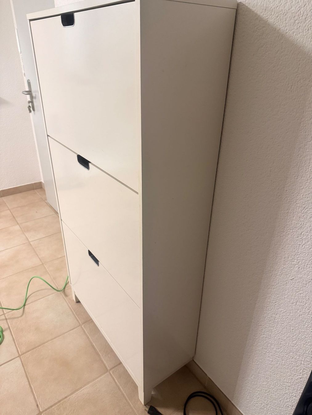 Ikea Schränke: Schuschrank weiss mit Kippfach. Gebraucht – Gebraucht aus Zwingen von alfi092 1