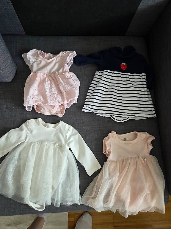 Lotti & Set di vestiti: Kleider Grösse 62 – Usato da Zürich venduto da tomic92