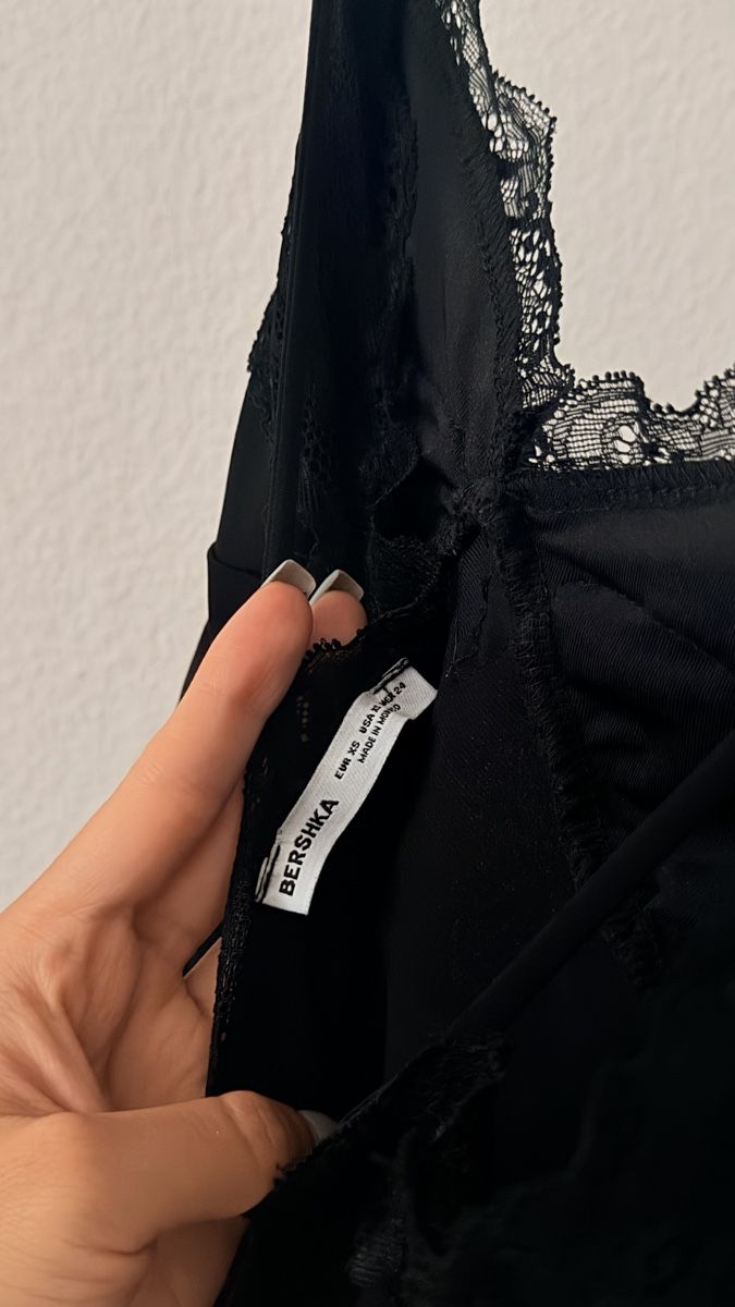 Bershka Robes et jupes: schwarzes Kleid Bershka XS – D'occasion à Wallisellen par ale_277q 1