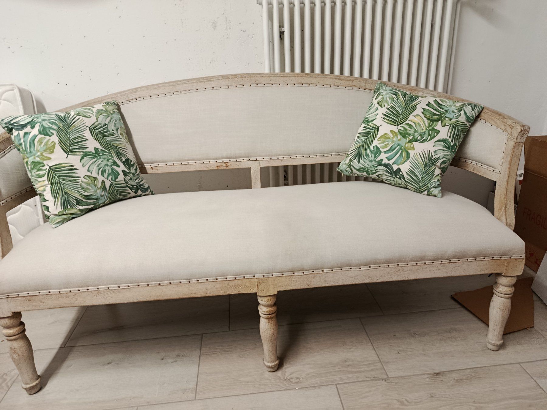 Divani: Sofa – Usato da Aesch BL venduto da her_55b9