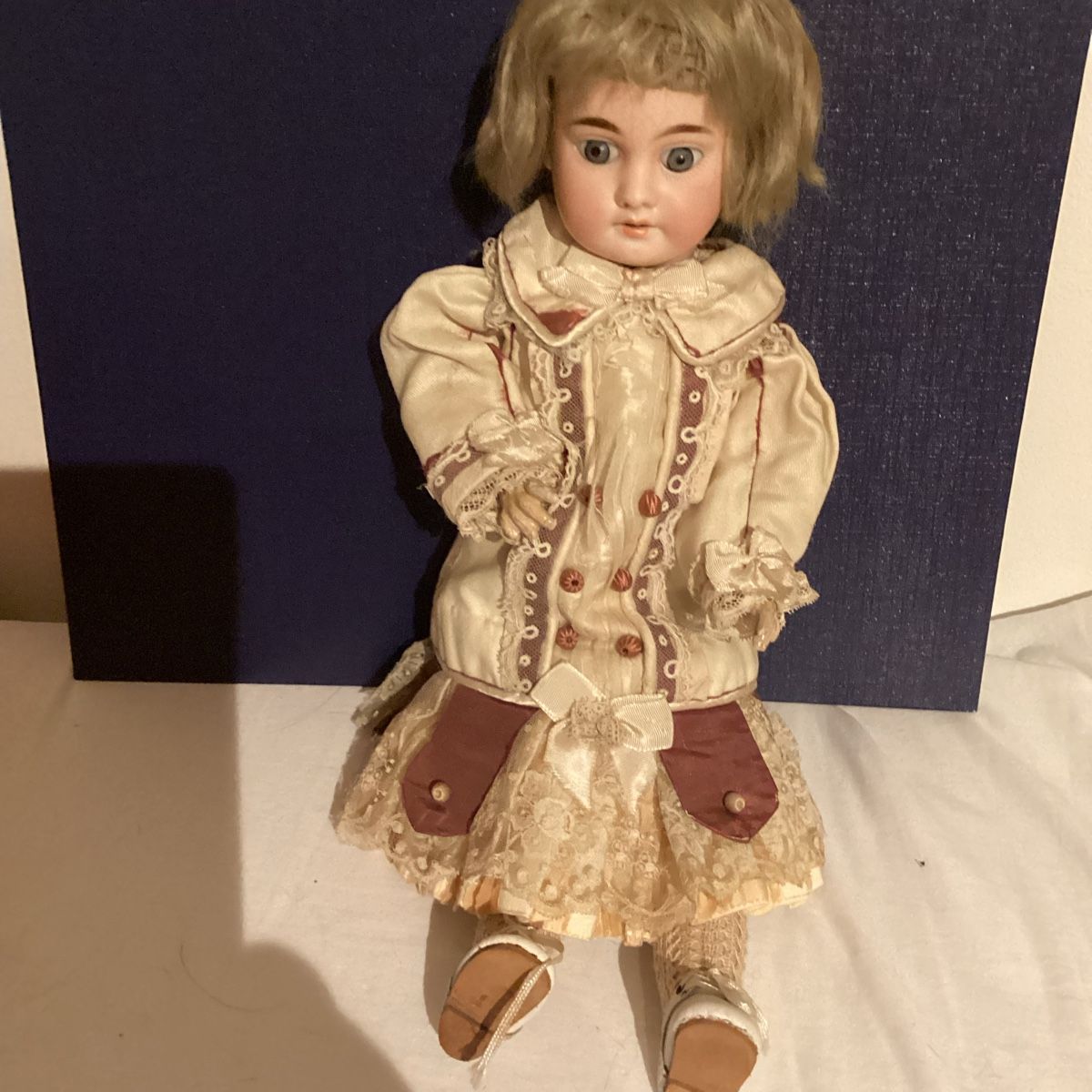 Bambole: ANTIKE PUPPE – Usato da Münchenstein venduto da NoSu98 1
