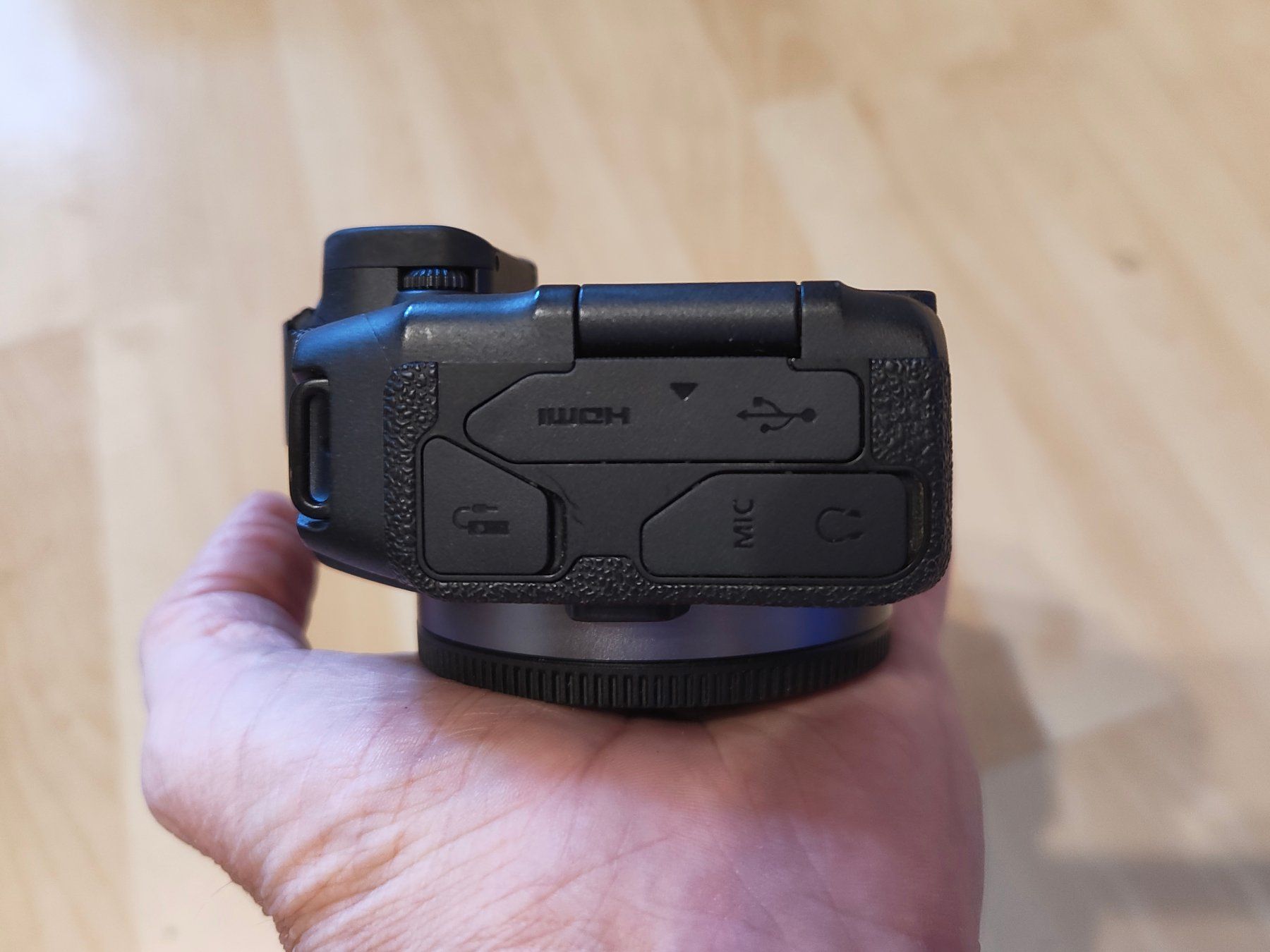 Canon Kamera: EOS RP Gehäuse. – Gebraucht aus Hägendorf von Flashman 9