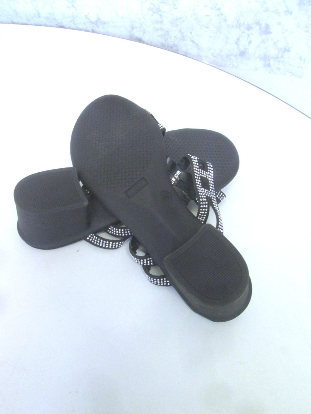 Chaussures femmes: Neue Bata-Sandalen, Größe 39 – Neuf (Voir description) à Sementina par babucia 3