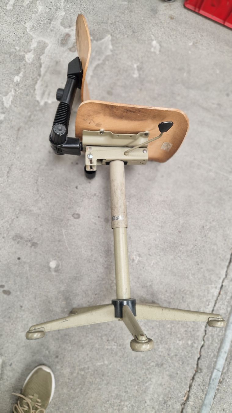 Sedie: Vintage Arbeitsstuhl – Usato da Rapperswil SG venduto da Nino230 1