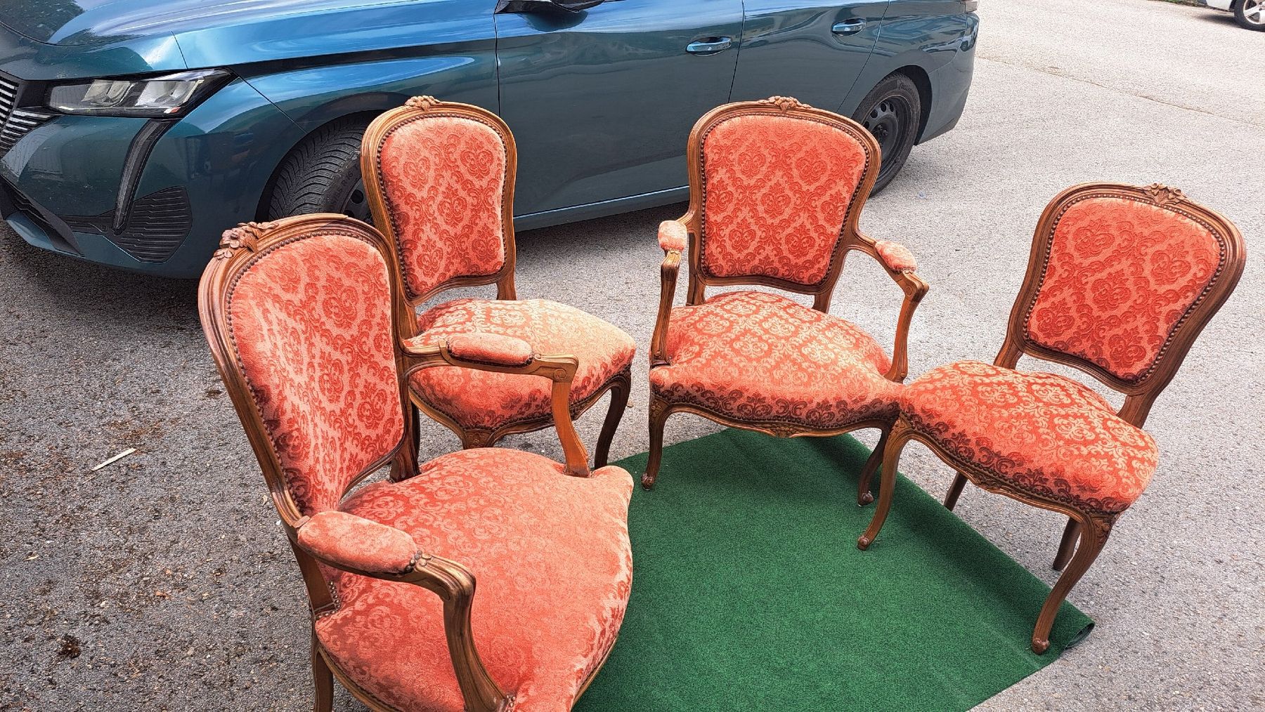 Fauteuils: Salon ancien – D'occasion à Travers par tho_v7nd 1