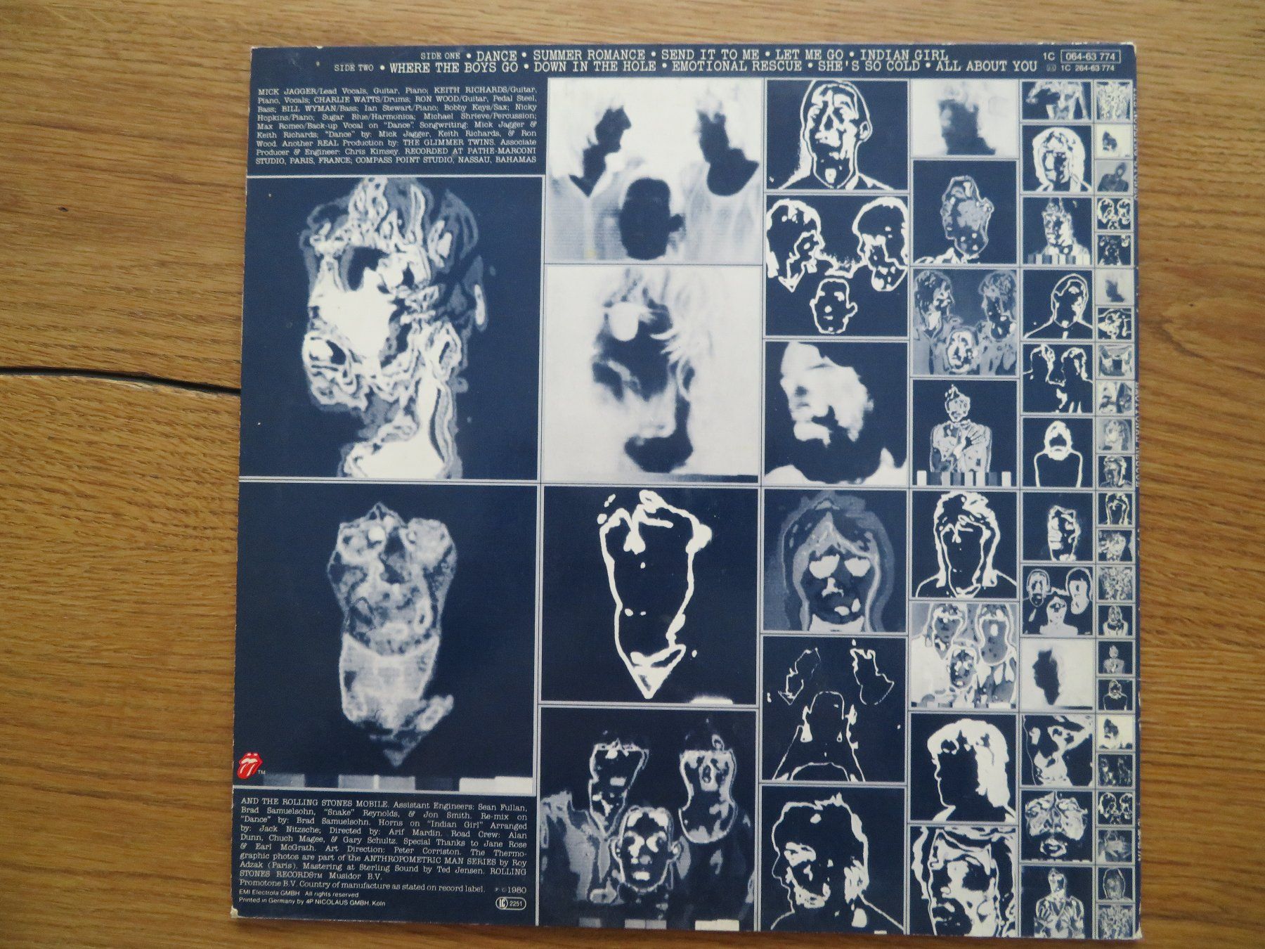 Dischi in vinile: ROLLING STONES EMOTIONAL RESCUR – Nuovo (secondo la descrizione) da Zürich venduto da max_cp5f 1