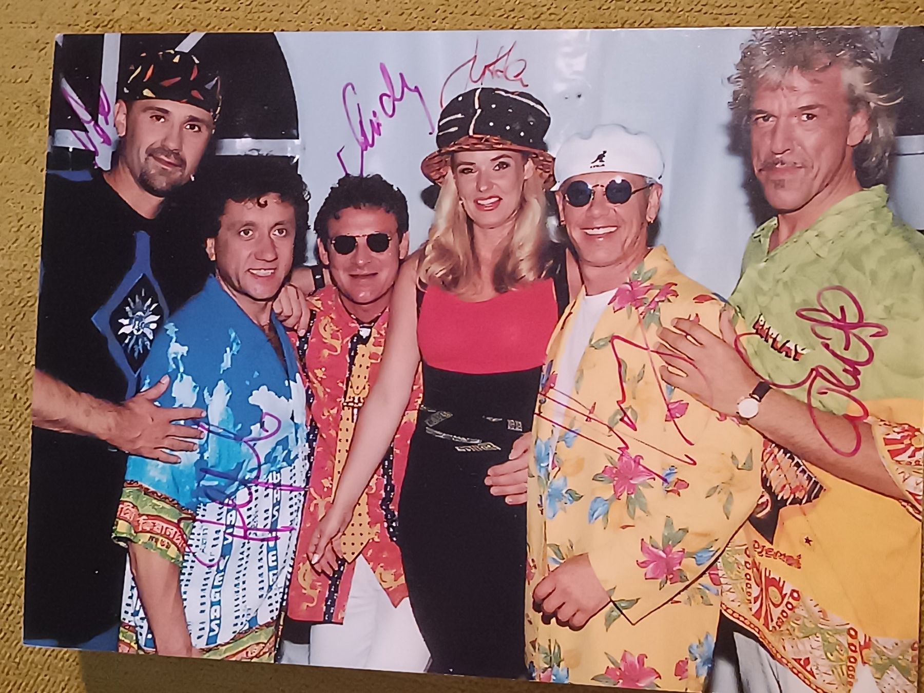 Autogramme: Saragossa Band - handsigniert – Gebraucht aus Menziken von Artographs