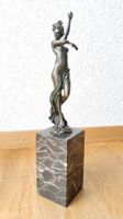 Magnifique statue en bronze vintage signé