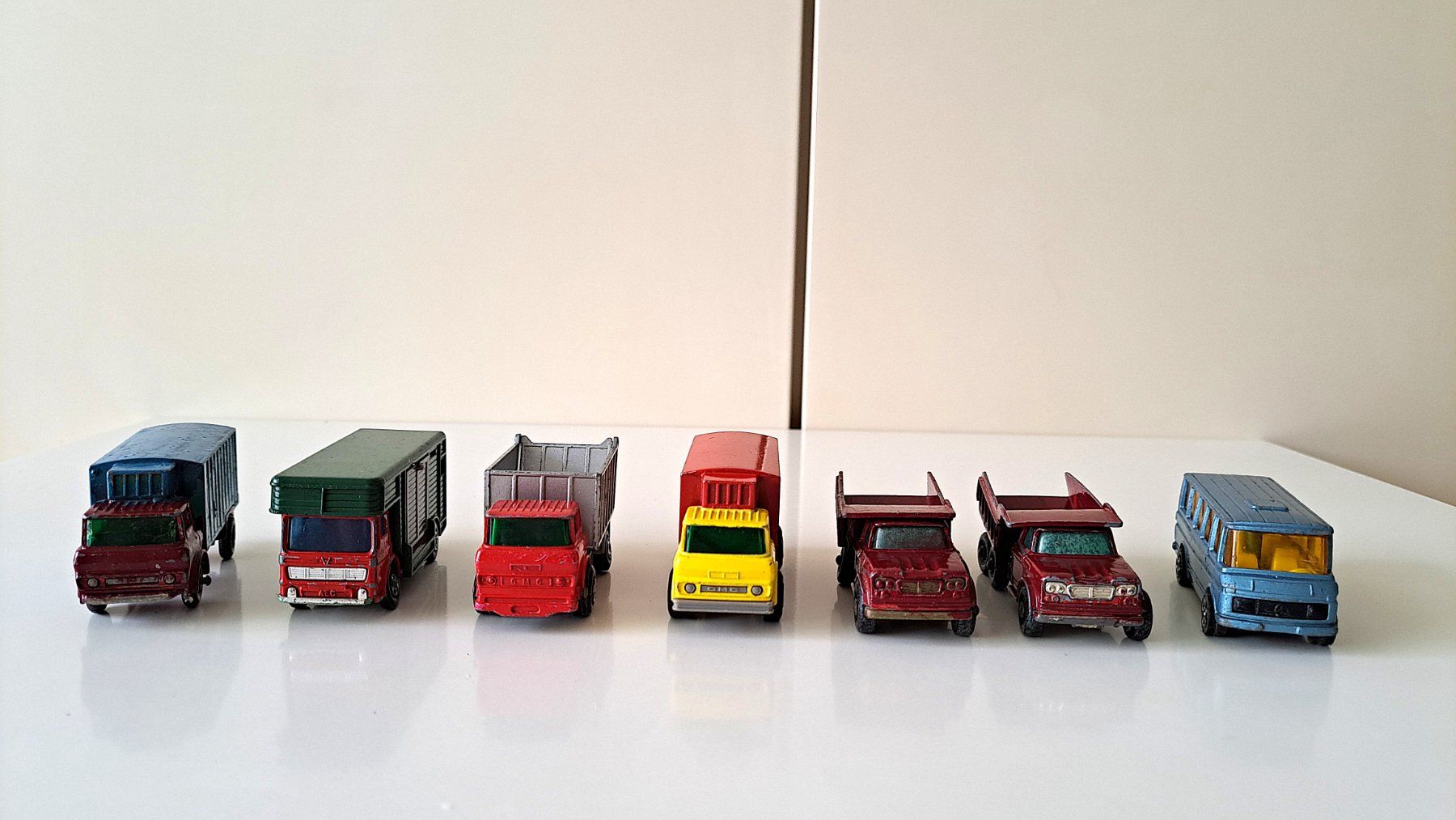 Matchbox Modellini d'auto: Alte Modellautrucker - 6 x Matchbox + 1 x Corgi – Usato da Affoltern am Albis venduto da saminou01 1